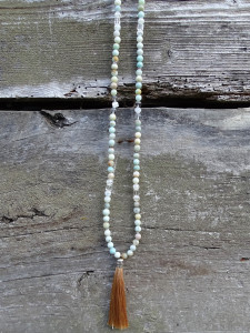 COLLIER MALA